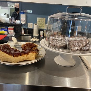 Prime Roast Cafe - Desserts - Cafes Near Me - Honolulu, Hawaii
