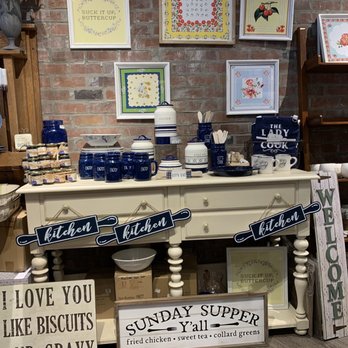 Paula Deen Store - House goodies - Grocery Near Me - Gatlinburg, Tennessee Paula Deen Store - House goodies - Grocery Near Me - Gatlinburg, Tennessee