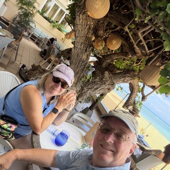 Hau Tree - Our table - Seafood Near Me - Honolulu, Hawaii