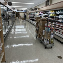 Stop & Shop - Pack out milk first dairy troll! Dumbass!