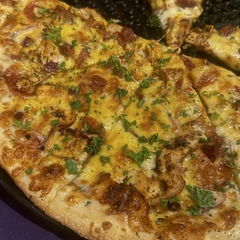 Moose's Tooth - Avalanche pizza - Pizza Near Me - Anchorage, Alaska Moose's Tooth - Avalanche pizza - Pizza Near Me - Anchorage, Alaska