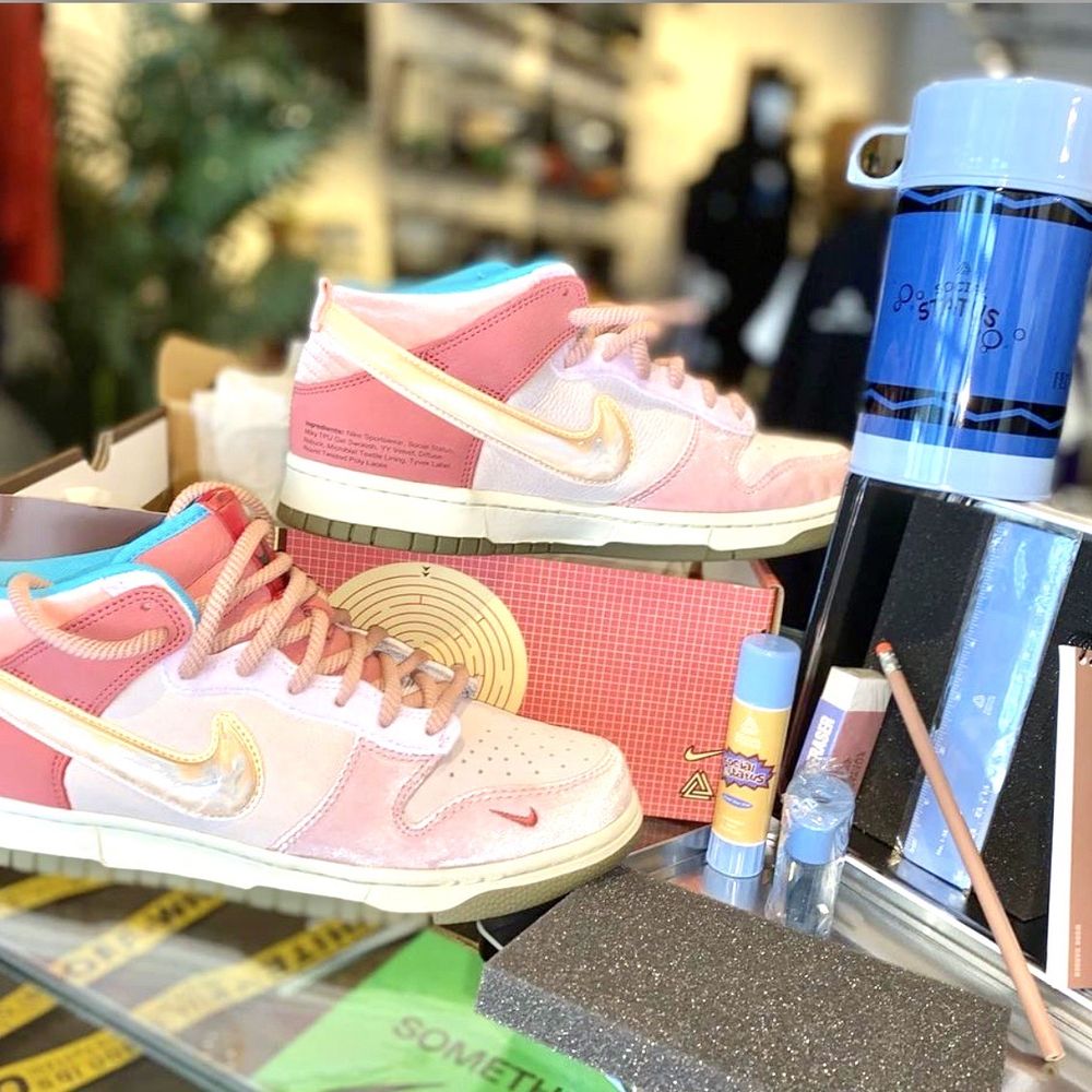 Social Status - Strawberry Milk Dunk SB - Shoe Stores Near Me - Tampa, Florida Social Status - Strawberry Milk Dunk SB - Shoe Stores Near Me - Tampa, Florida