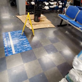 Big 5 Sporting Goods - Rain brings in many leaks - Sporting Goods Near Me - Huntington Park, California