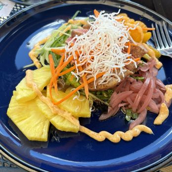 Brazin American Pub & Eatery - Red Curry Ahi - New American Near Me - Eden Prairie, Minnesota