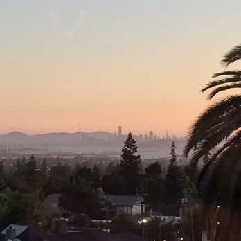 Limewood Bar & Restaurant - The view of some ghetto, "San Fran" I think??? - New American Near Me - Berkeley, California Limewood Bar & Restaurant - The view of some ghetto, "San Fran" I think??? - New American Near Me - Berkeley, California