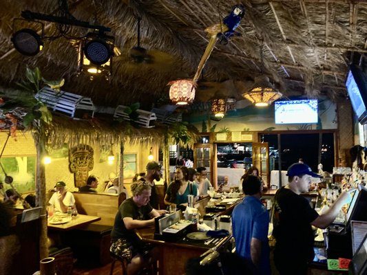 Luau Larry's by null