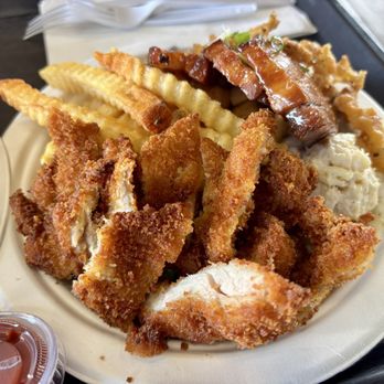 Ippy’s Hawaiian Barbeque - Fries with katsu and pork belly - Barbeque Near Me - Kamuela, Hawaii Ippy’s Hawaiian Barbeque - Fries with katsu and pork belly - Barbeque Near Me - Kamuela, Hawaii