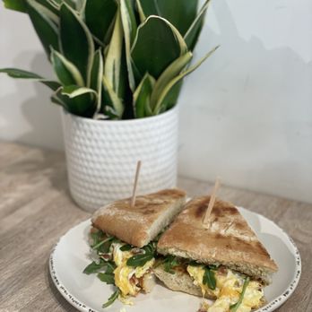 Drift Cafe - Breakfast sandwich - Coffee & Tea Near Me - Pacific Beach, California