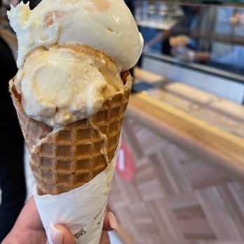 Salt & Straw - Salted Caramel Ribbons and Pear & Bleu Cheese - Ice Cream & Frozen Yogurt Near Me - San Ramon, California