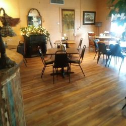 Lil Pesce's Restaurant - Try us out......you won't be disappointed!