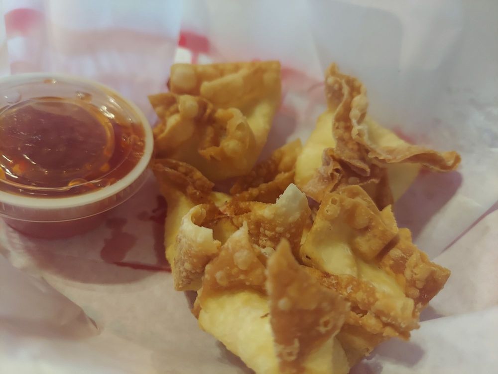 TAILGATERS SPORTS PUB & GRUB Updated September 2024 10 Photos & 24