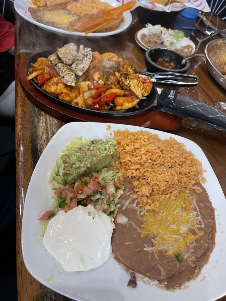 SANTA FE MEXICAN RESTAURANT AND CANTINA Updated August 2024 33