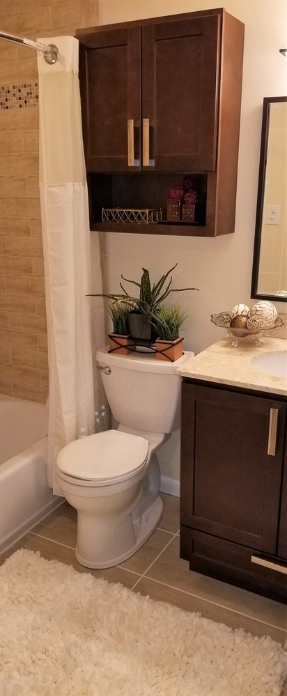 Slide of The Evergreen Plumbing Company