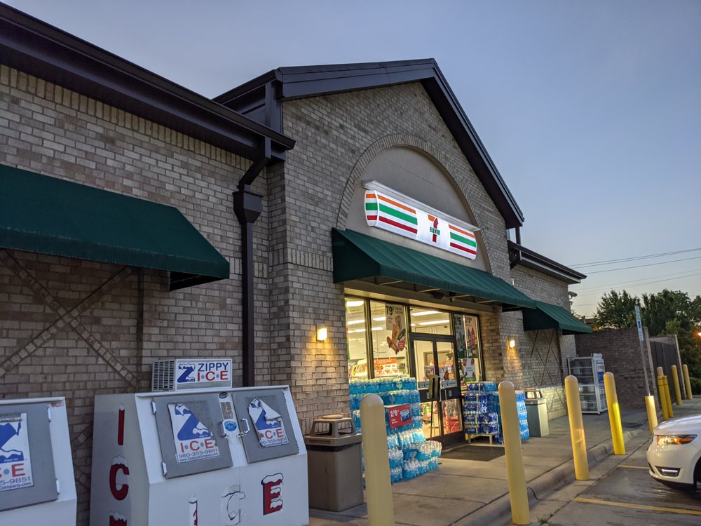 7ELEVEN Updated September 2024 14 Photos 7511 PINEVILLEMATTHEWS