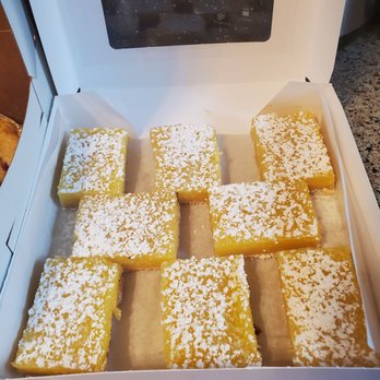 Senora Pastries - Citrus Lemon Bars - Bakeries Near Me