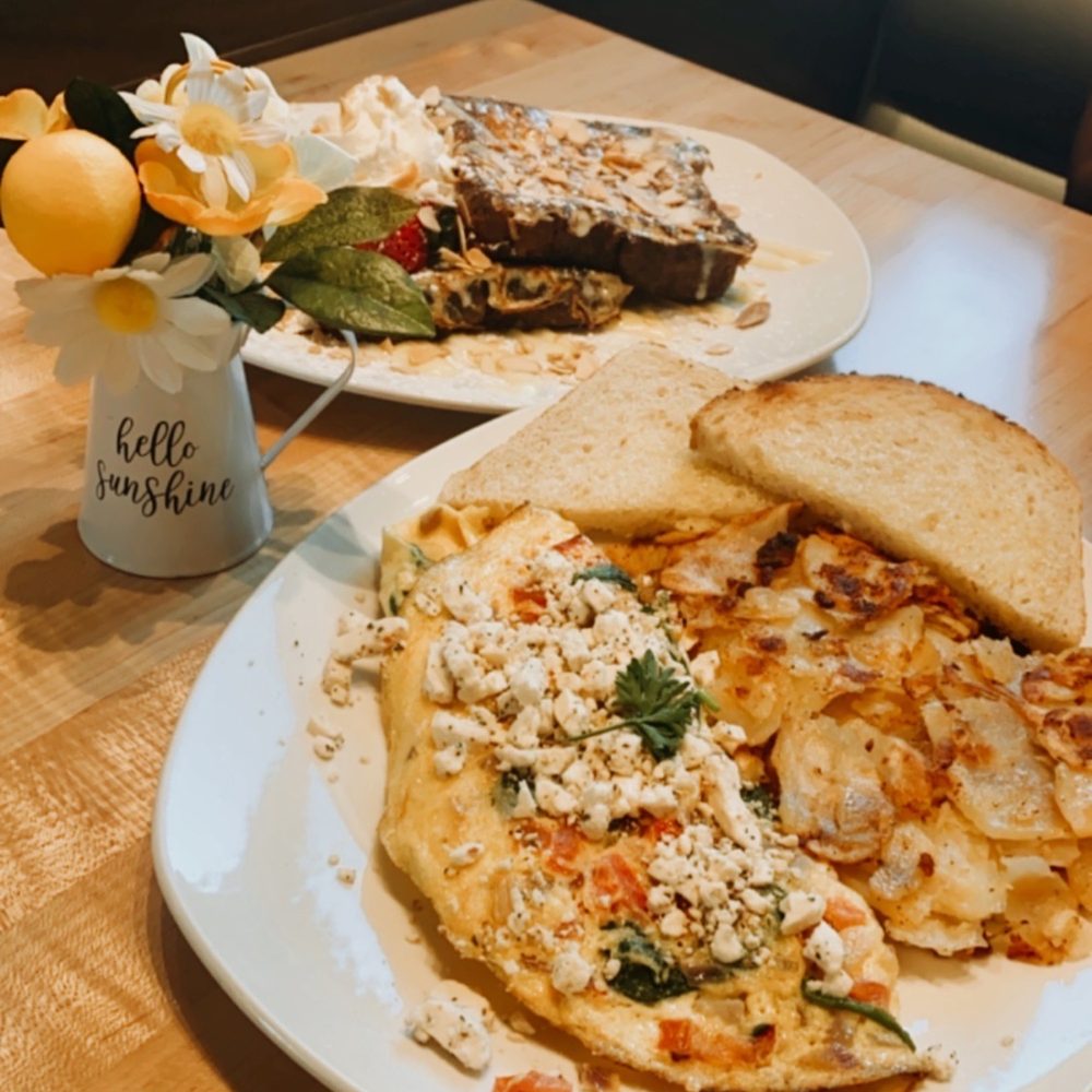 Sunshine Breakfast Bar - Greek omelet and the almond croissant French toast. - Breakfast & Brunch Near Me - Phoenix, Arizona Sunshine Breakfast Bar - Greek omelet and the almond croissant French toast. - Breakfast & Brunch Near Me - Phoenix, Arizona