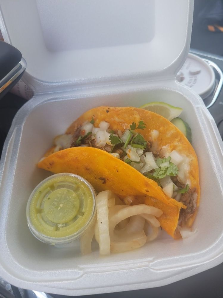 Food from Los Gonzalez