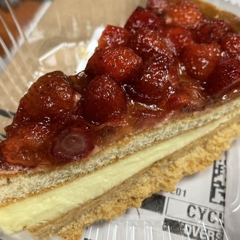Cafe Dolce Sicilia - Wild Strawberry Cake - Desserts Near Me - San Jose, California