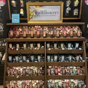 Bath & Body Works - Wallflower scents - Cosmetics & Beauty Supply Near Me - San Antonio, Texas Bath & Body Works - Wallflower scents - Cosmetics & Beauty Supply Near Me - San Antonio, Texas