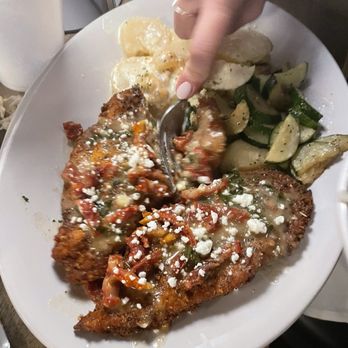 T Marie's - Italian Near Me - Mobile, Alabama