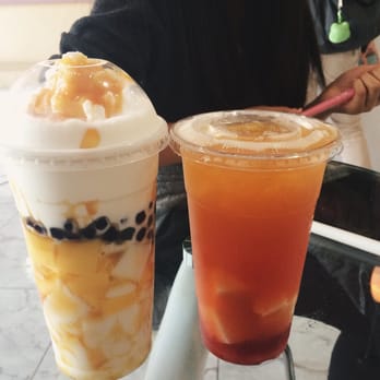Meow Tea - Left is fresh milk mix with double pudding, right is refreshing strawberry green tea - Asian Fusion Near Me - San Jose, California Meow Tea - Left is fresh milk mix with double pudding, right is refreshing strawberry green tea - Asian Fusion Near Me - San Jose, California