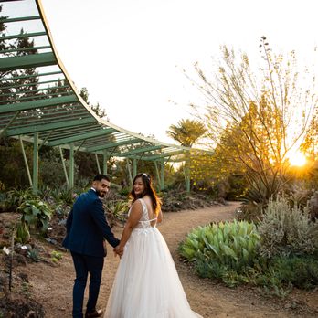 Thuy's Pro Bridal Alterations - Sewing & Alterations Near Me - Milpitas, California