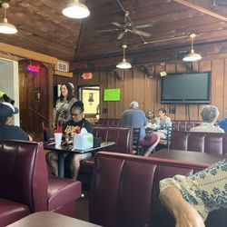 Franks Restaurant - Back room seating area! Better AC in back room