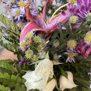 Flowers & Things - White dead roses - Florists Near Me - Rio Rancho, New Mexico