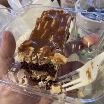 Nico's Pier 38 - PB Crunch Bar - Seafood Near Me - Honolulu, Hawaii