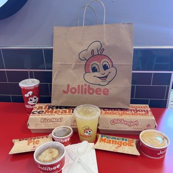 Jollibee - Meals and dessert + pineapple quencher - Fast Food Near Me - Roseville, California Jollibee - Meals and dessert + pineapple quencher - Fast Food Near Me - Roseville, California
