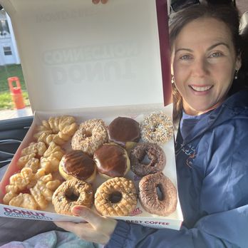 Donut Connection - Bakeries Near Me - Charleston, West Virginia