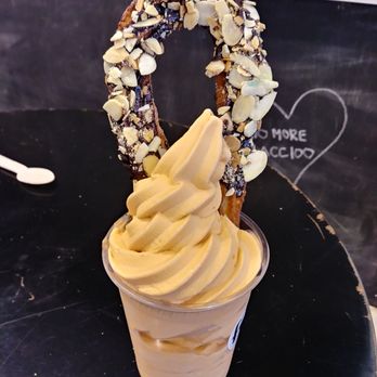 Fugo Desserts - Thai milk tea soft serve with a chocolate almond churro - Desserts Near Me - Toronto, Ontario Fugo Desserts - Thai milk tea soft serve with a chocolate almond churro - Desserts Near Me - Toronto, Ontario