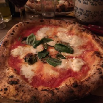 East Mamma - Margarita pizza - Pizza Near Me - Paris, 75