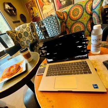 Temecula Grind Coffee House - Jalapeño cream cheese bagel with a vanilla banana  latte... great working environment - Coffee & Tea Near Me - Temecula, California
