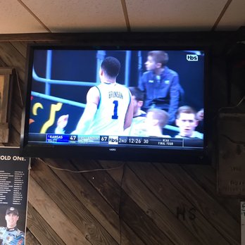 Tom's Place Bar & Grill - Burgers Near Me - Burbank, Oklahoma
