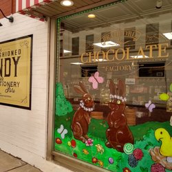 Bradford Chocolate Factory - Sweet stop with the hubbs, while in Bradford PA for his getaway birthday weekend.