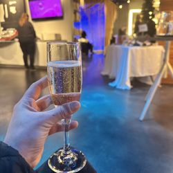 Salon Spa W - Complimentary Prosecco