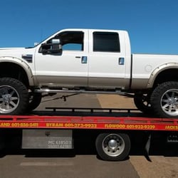 Capitol Towing