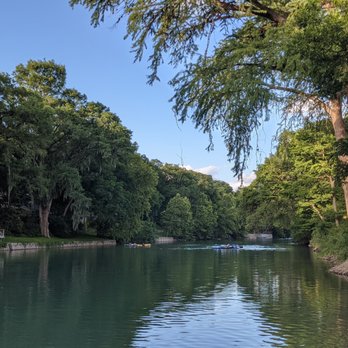 Lazy L & L Campground - Campgrounds Near Me - New Braunfels, Texas