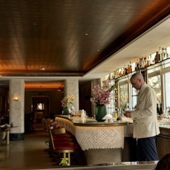 The St. Regis Venice - Welcoming bar! (I recommend the Hugo Spritz) - Hotels Near Me - Venezia, VE The St. Regis Venice - Welcoming bar! (I recommend the Hugo Spritz) - Hotels Near Me - Venezia, VE