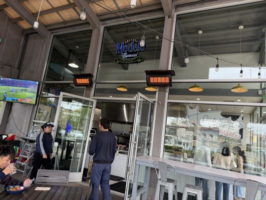 Howdy's Malibu by null