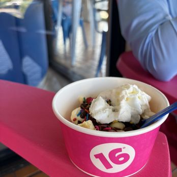 16 Handles - Birthday Cake Frozen Yogurt - Desserts Near Me - Jupiter, Florida 16 Handles - Birthday Cake Frozen Yogurt - Desserts Near Me - Jupiter, Florida