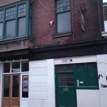Tom's Bar - You wouldn't even know its there... - Bars Near Me - Brighton, BNH Tom's Bar - You wouldn't even know its there... - Bars Near Me - Brighton, BNH