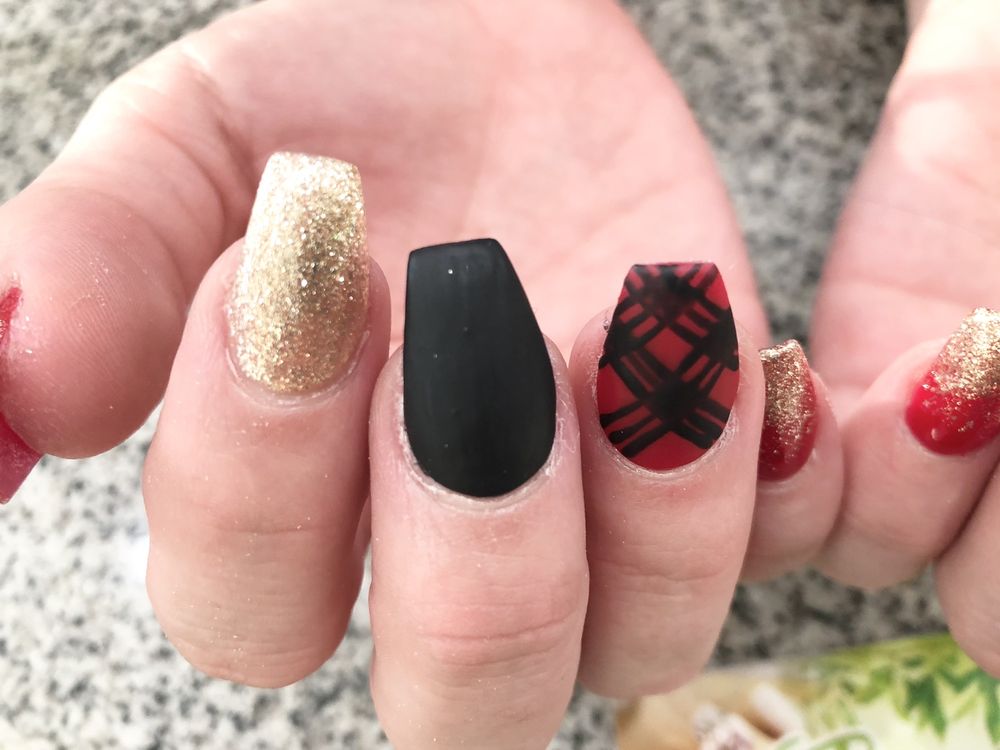 TIPS 2 TOES SALON Updated September 2024 307 Photos & 19 Reviews