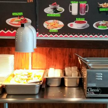 Bronzes Taqueria - Free chips & salsa bar - Mexican Near Me - Pleasanton, California