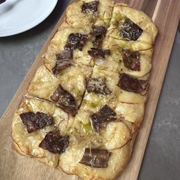 Smoked Gouda flatbread Smoked Gouda flatbread