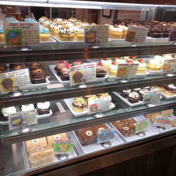 Molly's Cupcakes - So many choices!!! - Cupcakes Near Me - Chicago, Illinois Molly's Cupcakes - So many choices!!! - Cupcakes Near Me - Chicago, Illinois
