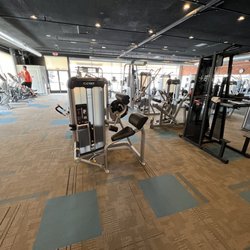 Community Memorial Wellness & Fitness Center - Machine area