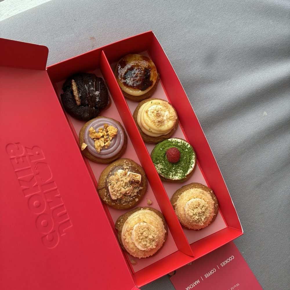 Dark chocolate stroopwaffle, Honey lavender, S'mores, Banana pudding, Crème brûlée, Key lime pie, Matcha tiramisu