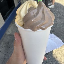 Large (16 oz) Thin mint and yellow cake batter $6.25
